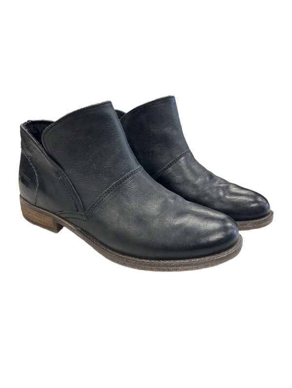 Boots Ankle Flats By Josef Seibel  Size: 8.5 For Sale